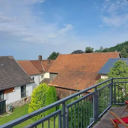 Apartmán Auszeit Am Vulkan - Mit Fasssauna