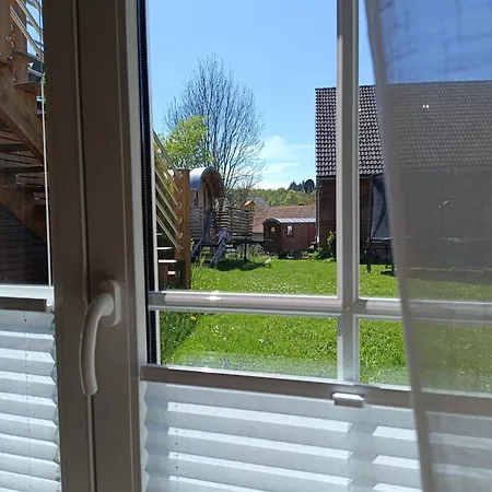 Apartman Auszeit Am Vulkan - Mit Fasssauna Laubach