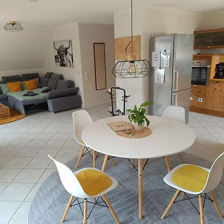 Auszeit Am Vulkan - Mit Fasssauna Apartmán *